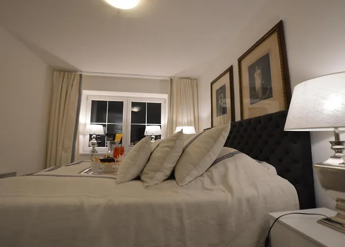 The White House Austria Apartmán