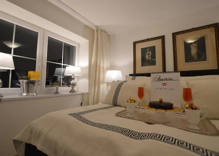 The White House Austria * Lind ob Velden